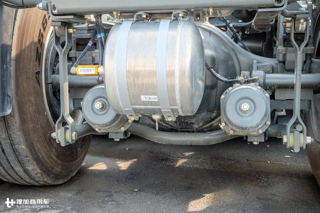 它把卧铺做到了98厘米,重汽540马力T7H新版牵引车详解 - 第21张 - 提加商用车网 它把卧铺做到了98厘米,重汽540马力T7H新版牵引车详解 - 第21张