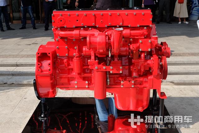 发动机B10寿命达200万公里？陕汽康明斯财富版重卡山东上市 - 第5张