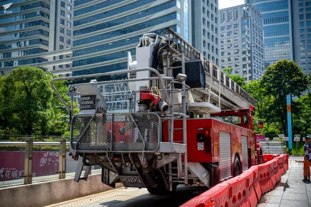 国内唯一一辆? 沃尔沃N720 长头消防车实拍 - 第3张