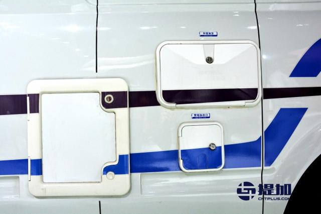 有厨房、卫生间 上汽大通这款高配房车竟然不到40万 - 第16张