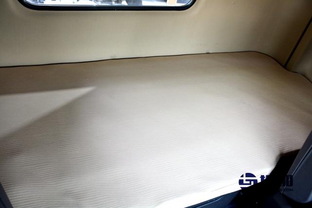 来自韩国的卡车 四川现代创虎旗舰重卡图解