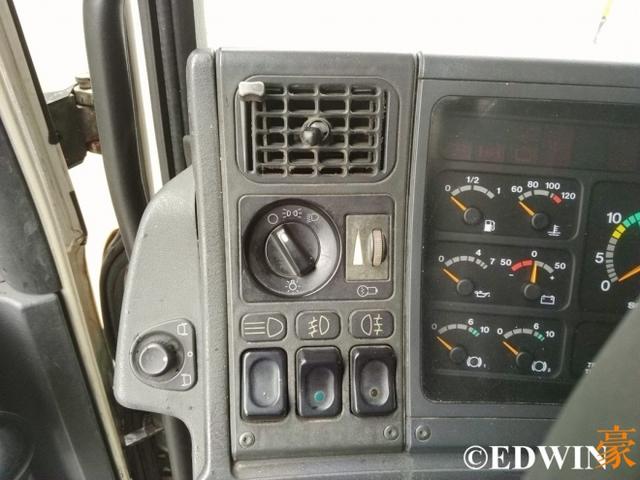 余威仍存 接近报废的斯堪尼亚P380卡车实拍 - 第16张 - 提加商用车网 余威仍存 接近报废的斯堪尼亚P380卡车实拍 - 第16张