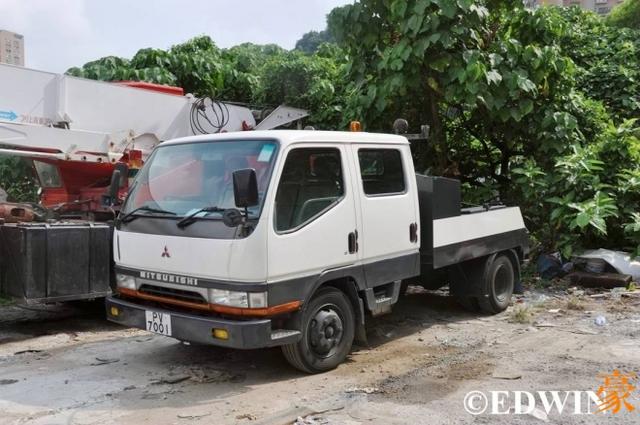 经典的日系卡车这里都有? 香港街头某货运停车场实拍 - 第23张 - 提加商用车网 经典的日系卡车这里都有? 香港街头某货运停车场实拍 - 第23张