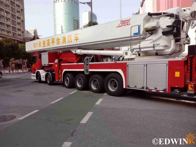 救援高度国内第一?价值2400万的救援卡车实拍 - 第9张 - 提加商用车网 救援高度国内第一?价值2400万的救援卡车实拍 - 第9张