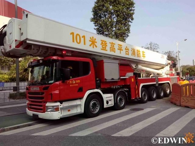 救援高度国内第一?价值2400万的救援卡车实拍 - 第33张 - 提加商用车网 救援高度国内第一?价值2400万的救援卡车实拍 - 第33张