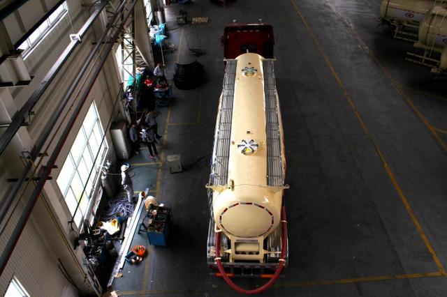 适应新规 华菱星马全新一代粉罐半挂车上市 - 第4张 - 提加商用车网 适应新规 华菱星马全新一代粉罐半挂车上市 - 第4张