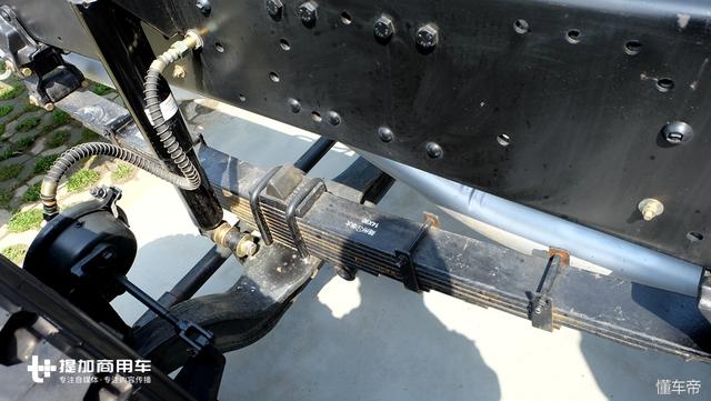 350马力潍柴发动机,这款9米6货箱的前四后八载货车只卖26万多? - 第5张 - 提加商用车网 350马力潍柴发动机,这款9米6货箱的前四后八载货车只卖26万多? - 第5张