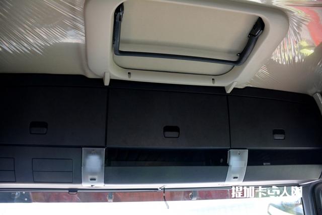 国产卡车终于站起来了?中国重汽第一代智能卡车实拍评测 - 第8张 - 提加商用车网 国产卡车终于站起来了?中国重汽第一代智能卡车实拍评测 - 第8张