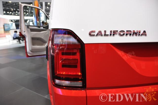 7座车型竟然有房车的豪华配置 大众T6野营车实拍评测 - 第13张 - 提加商用车网 7座车型竟然有房车的豪华配置 大众T6野营车实拍评测 - 第13张