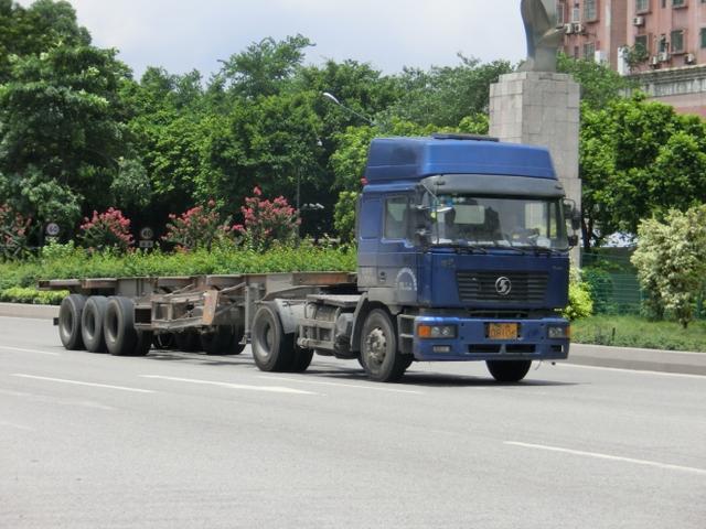 皮实耐用还在细分市场抗衡进口车 国产卡车我只服陕汽 - 第1张