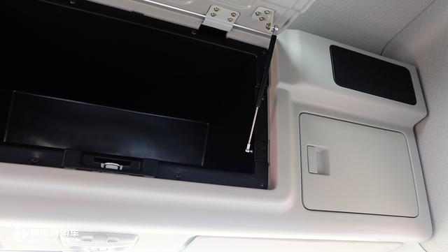 前四后八+橡胶悬架 东风天龙新款绿通载货车全解析 - 第20张 - 提加商用车网 前四后八+橡胶悬架 东风天龙新款绿通载货车全解析 - 第20张