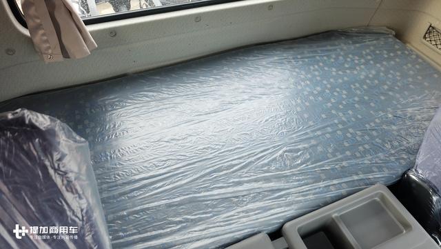 前四后八+橡胶悬架 东风天龙新款绿通载货车全解析 - 第18张 - 提加商用车网 前四后八+橡胶悬架 东风天龙新款绿通载货车全解析 - 第18张