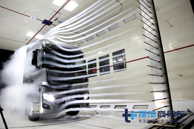 什么陕汽HD、解放J7，这才是今年最值得期待的换代重卡 - 第2张