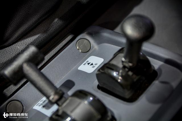 诚意呢？40多万的庆铃新款巨咖重卡，车钥匙还不如面包车的 - 第22张