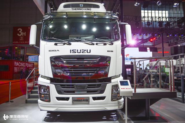 庆铃引进了最帅的五十铃新款重卡,可惜内饰配置太低不够厚道 - 第3张 - 提加商用车网 庆铃引进了最帅的五十铃新款重卡,可惜内饰配置太低不够厚道 - 第3张