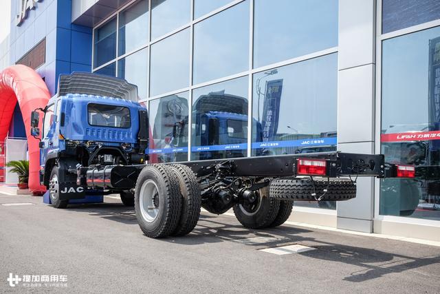 190马力配法士特8挡变速器,江淮威司达大轻卡同级别几乎无敌 - 第25张 - 提加商用车网 190马力配法士特8挡变速器,江淮威司达大轻卡同级别几乎无敌 - 第25张