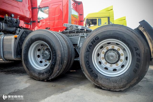 它把卧铺做到了98厘米,重汽540马力T7H新版牵引车详解 - 第7张 - 提加商用车网 它把卧铺做到了98厘米,重汽540马力T7H新版牵引车详解 - 第7张