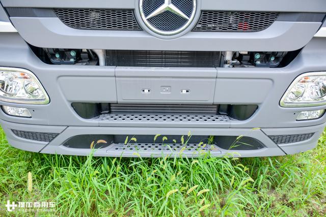 电视转播车为何都用进口卡车底盘？这台奔驰单桥载货车告诉您 - 第6张