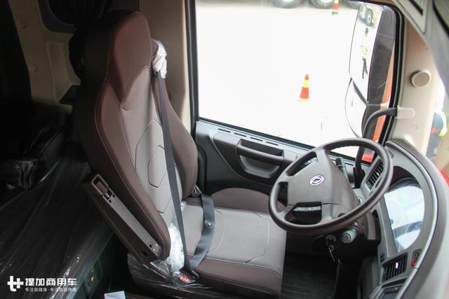 马力加大自重减低，售价40万左右，如今的天龙旗舰重卡已趋成熟？