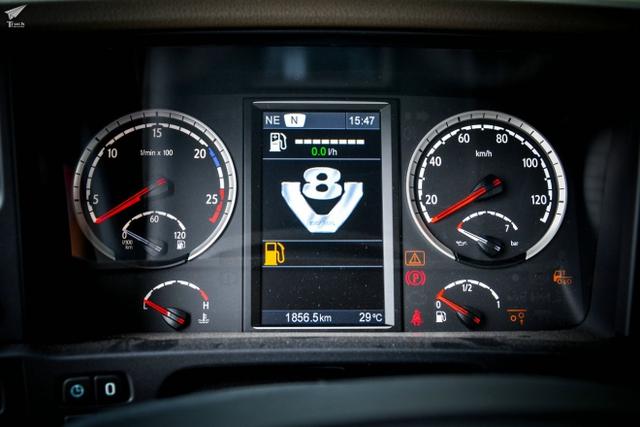 世界第一卡车驾乘舒适吗?斯堪尼亚入华50周年纪念版内饰实拍 - 第16张 - 提加商用车网 世界第一卡车驾乘舒适吗?斯堪尼亚入华50周年纪念版内饰实拍 - 第16张