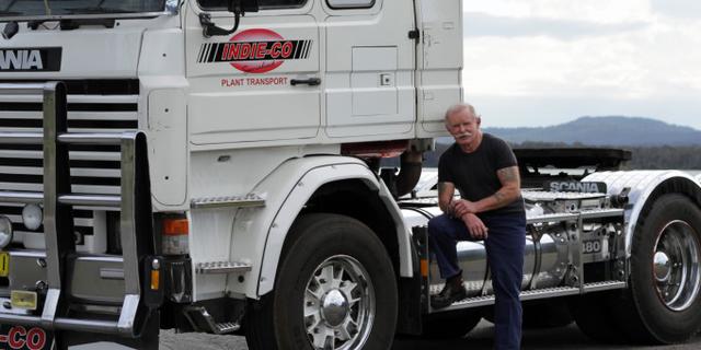 530万公里退役 这个老爷子把斯堪尼亚卡车开进了国家纪念馆