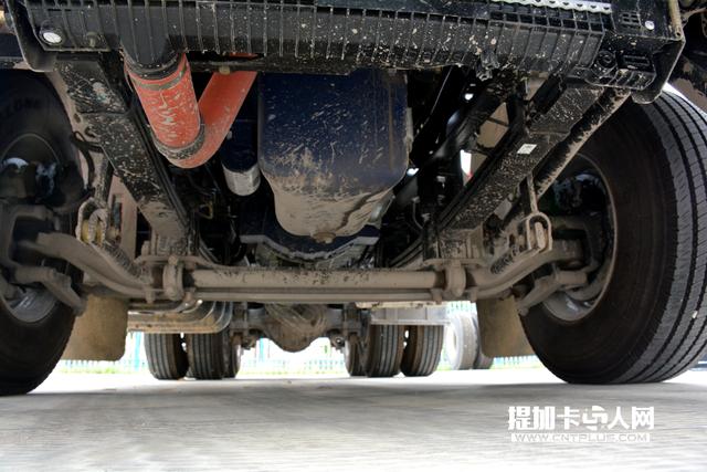 为新生代司机打造？德龙X3000黄金版大马力牵引车图解 - 第21张