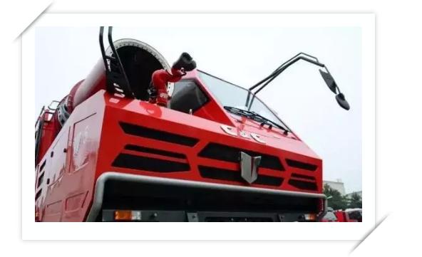 外形奇特还叫“驱魔者” 联合卡车推出新一代消防车 - 第5张 - 提加商用车网 外形奇特还叫“驱魔者” 联合卡车推出新一代消防车 - 第5张