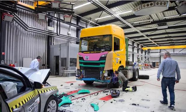 一个碰撞试验搞5年 斯堪尼亚卡车的安全之道解密 - 第3张