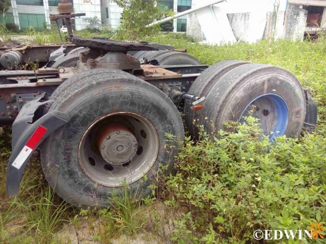 霸龙507的原型车 接近报废的雷诺Premiun重卡实拍 - 第16张