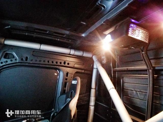 2400马力的卡车开起来是什么感觉?近日很多人在香港体验到了 - 第7张 - 提加商用车网 2400马力的卡车开起来是什么感觉?近日很多人在香港体验到了 - 第7张