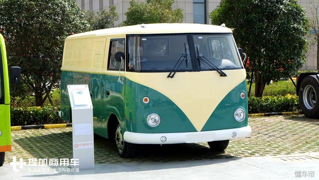 外观很Q萌,承载性可比轻卡厢货,恒天新楚风电动售货面包车实拍 - 第1张 - 提加商用车网 外观很Q萌,承载性可比轻卡厢货,恒天新楚风电动售货面包车实拍 - 第1张