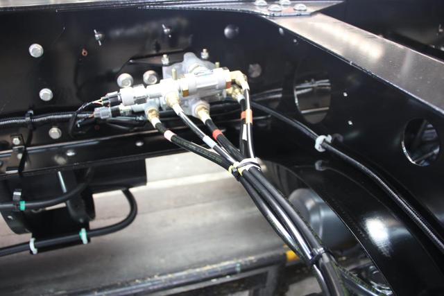 售价40万左右2年就能回本,广汽日野700臻值系重卡山东烟台上市 - 第4张 - 提加商用车网 售价40万左右2年就能回本,广汽日野700臻值系重卡山东烟台上市 - 第4张