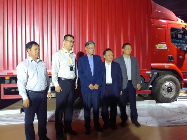 共享卡车、全新车型都来了，近日柳汽在上海搞了一件大事情