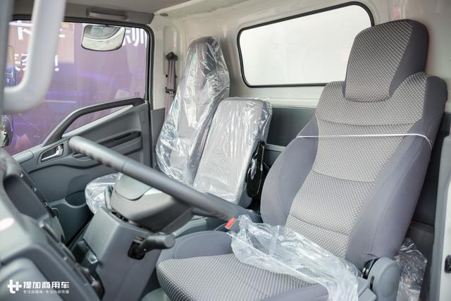 配置向重卡看齐,还能上蓝牌?江淮帅铃全能轻卡深度解析 - 第16张 - 提加商用车网 配置向重卡看齐,还能上蓝牌?江淮帅铃全能轻卡深度解析 - 第16张