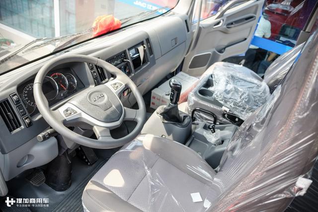 190马力配法士特8挡变速器,江淮威司达大轻卡同级别几乎无敌 - 第11张 - 提加商用车网 190马力配法士特8挡变速器,江淮威司达大轻卡同级别几乎无敌 - 第11张