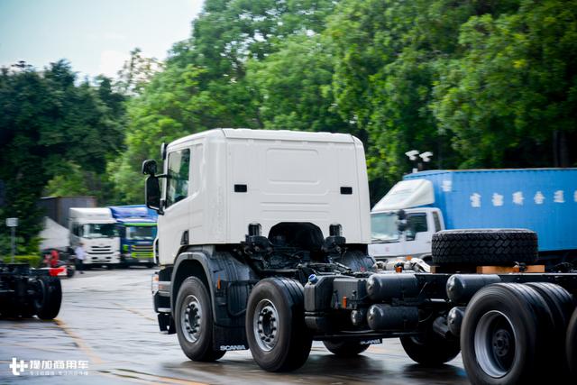 价值几百万，也许是最贵的混凝土泵车底盘，斯堪尼亚5轴卡车实拍 - 第5张