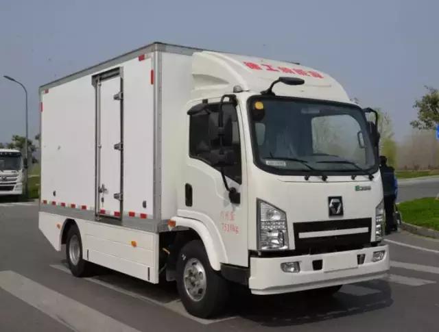 获得新能源汽车生产资质,徐工新能源厢式货车亮相 - 第1张 - 提加商用车网 获得新能源汽车生产资质,徐工新能源厢式货车亮相 - 第1张