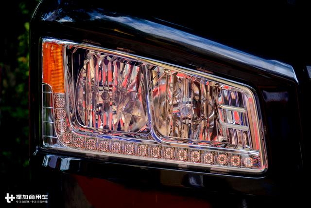 千升大油箱+近一米超宽卧铺？500马力解放新J6P重卡详解 - 第5张