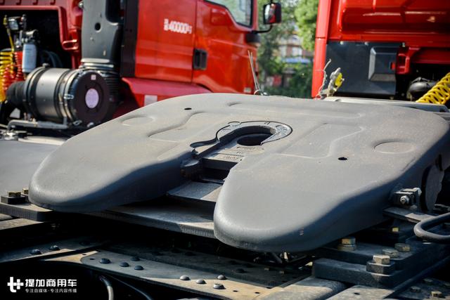 能拉100吨，还可以越野？西康发动机的德龙X3000牵引车详解 - 第21张