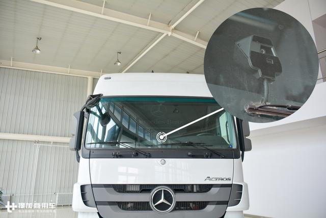 许多功能国产卡车现在都没有？这款奔驰9年前的重卡车型依然领先 - 第23张
