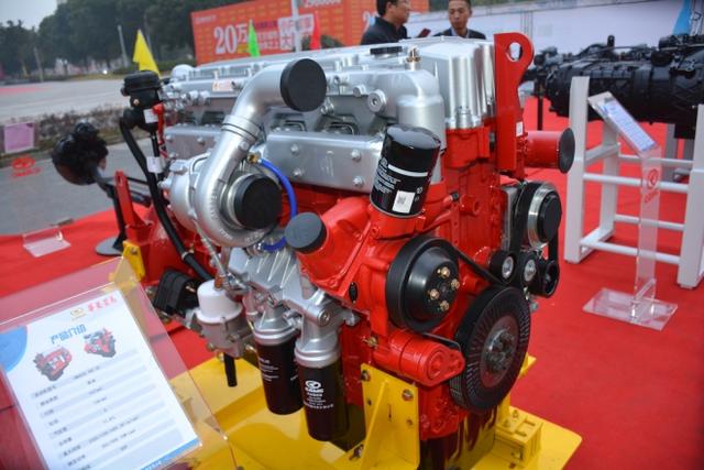 汉马发动机+法士特变速箱,华菱推出轻量化的前四后八自卸车 - 第2张 - 提加商用车网 汉马发动机+法士特变速箱,华菱推出轻量化的前四后八自卸车 - 第2张