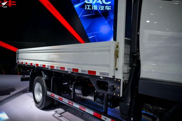 轻卡技术就看江淮? 江淮新款骏铃H轻卡实拍 - 第15张 - 提加商用车网 轻卡技术就看江淮? 江淮新款骏铃H轻卡实拍 - 第15张