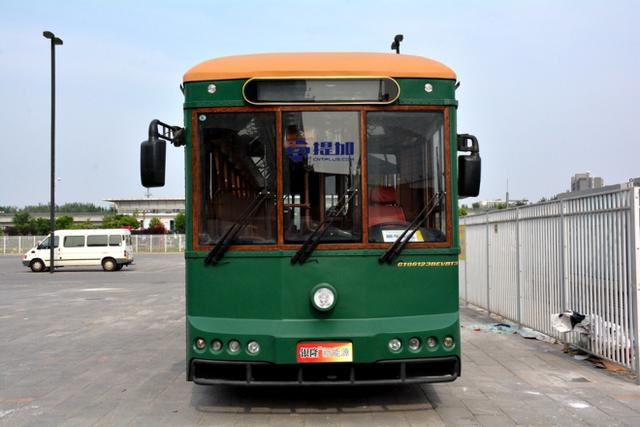 回忆+复古  老上海“铛铛有轨电车”以新面目重出江湖 - 第4张 - 提加商用车网 回忆+复古  老上海“铛铛有轨电车”以新面目重出江湖 - 第4张