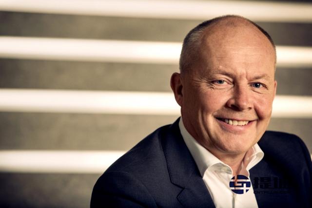 更符合空气动力学  沃尔沃全新概念卡车曝光 - 第2张 - 提加商用车网 更符合空气动力学  沃尔沃全新概念卡车曝光 - 第2张