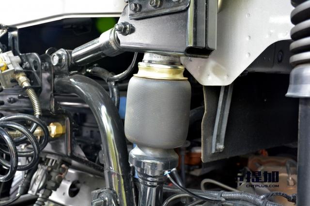 来自韩国的卡车 四川现代创虎旗舰重卡图解