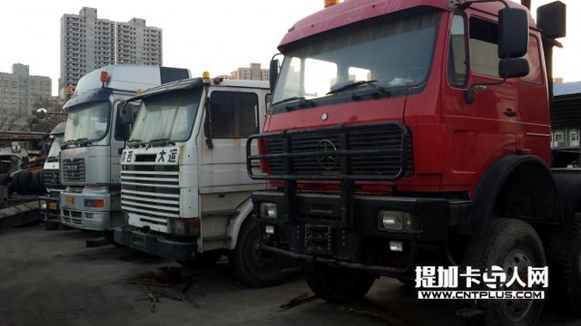 有300万一台的卡车 这家货运公司就是一个中外卡车博物馆