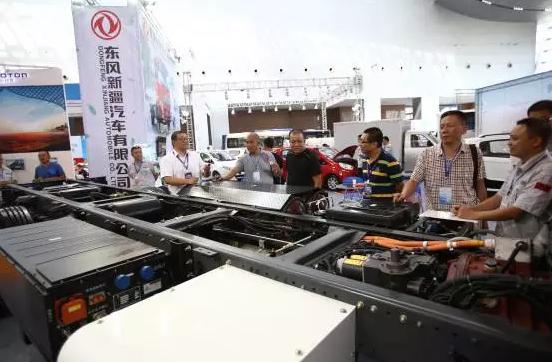 国内首款?东风天锦气电混合动力卡车详解 - 第4张 - 提加商用车网 国内首款?东风天锦气电混合动力卡车详解 - 第4张