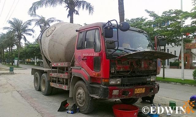 经典的日系卡车这里都有? 香港街头某货运停车场实拍 - 第20张 - 提加商用车网 经典的日系卡车这里都有? 香港街头某货运停车场实拍 - 第20张