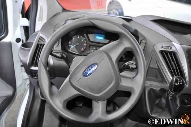 还是国内特供版?福特换代新全顺实拍 - 第21张 - 提加商用车网 还是国内特供版?福特换代新全顺实拍 - 第21张