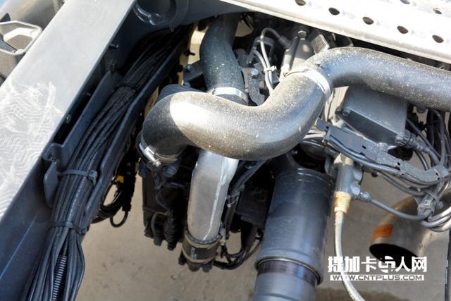 中通快递又购入超百辆 斯堪尼亚G440牵引车实拍